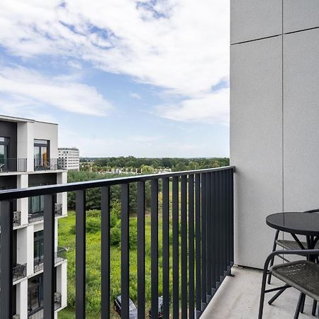 Rentplanet - Apartamenty Zarembowicza Wrocław Extérieur photo