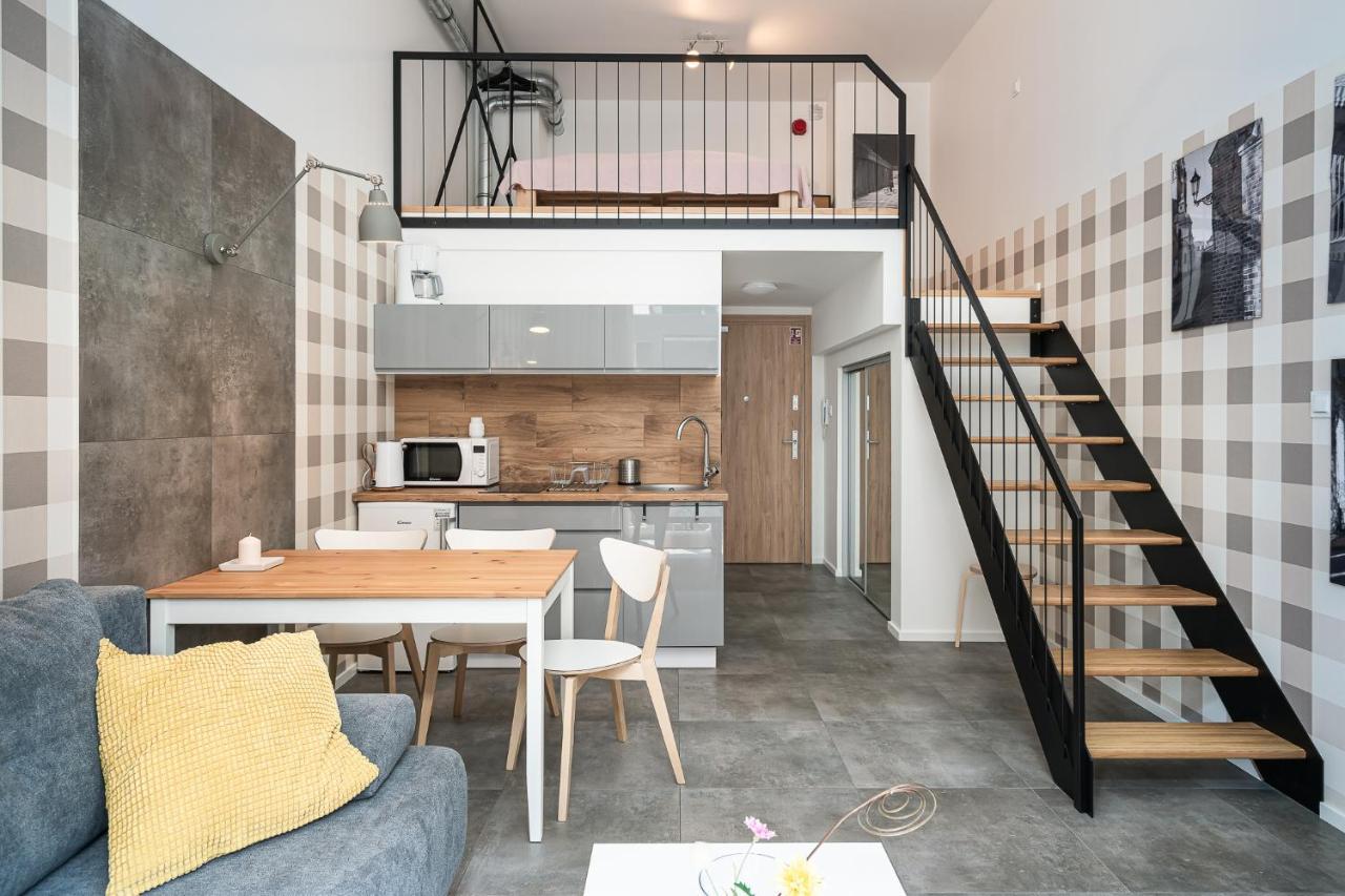 Rentplanet - Apartamenty Zarembowicza Wrocław Extérieur photo