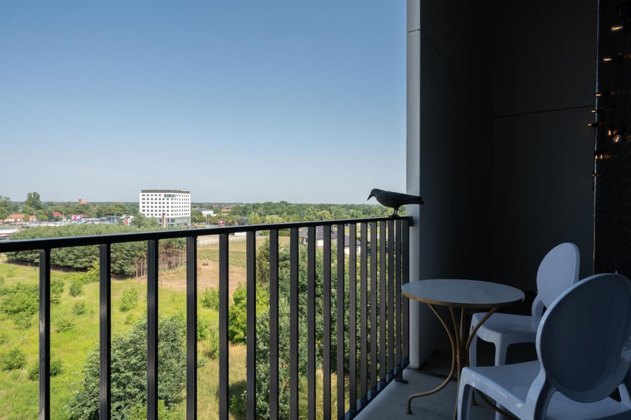 Rentplanet - Apartamenty Zarembowicza Wrocław Extérieur photo