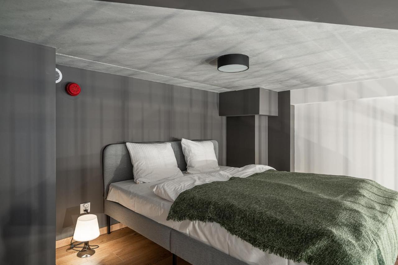 Rentplanet - Apartamenty Zarembowicza Wrocław Extérieur photo