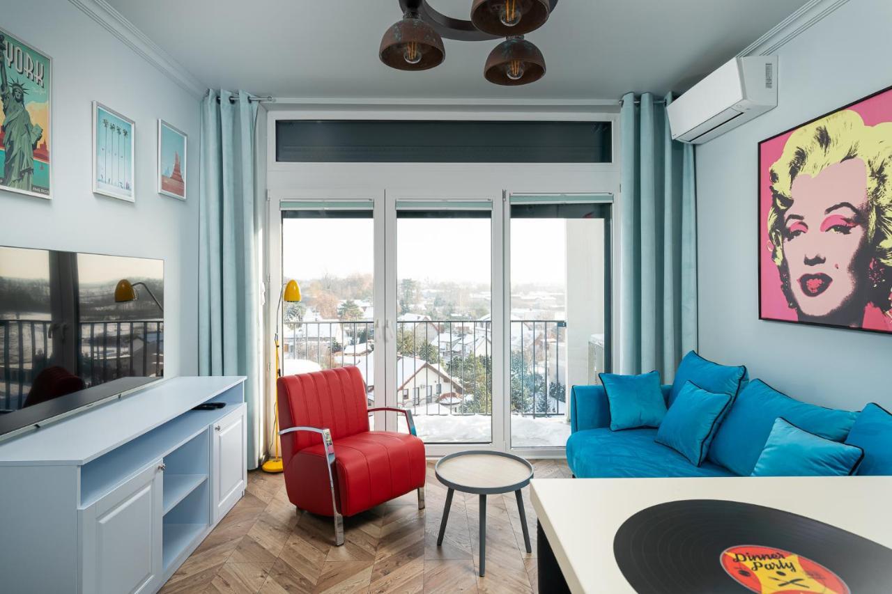 Rentplanet - Apartamenty Zarembowicza Wrocław Extérieur photo