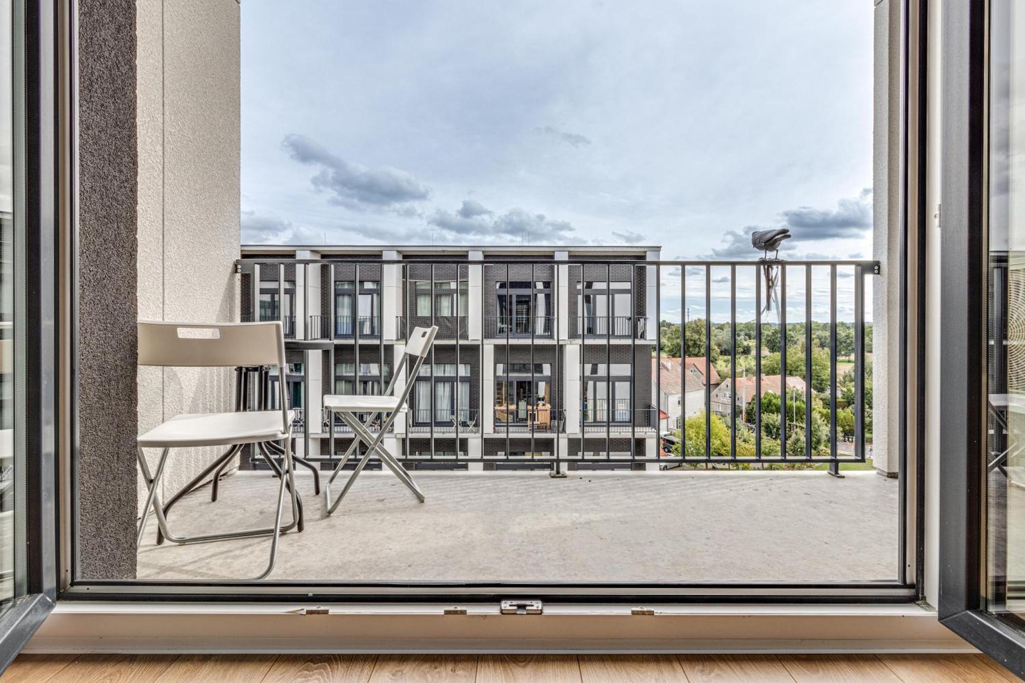 Rentplanet - Apartamenty Zarembowicza Wrocław Extérieur photo
