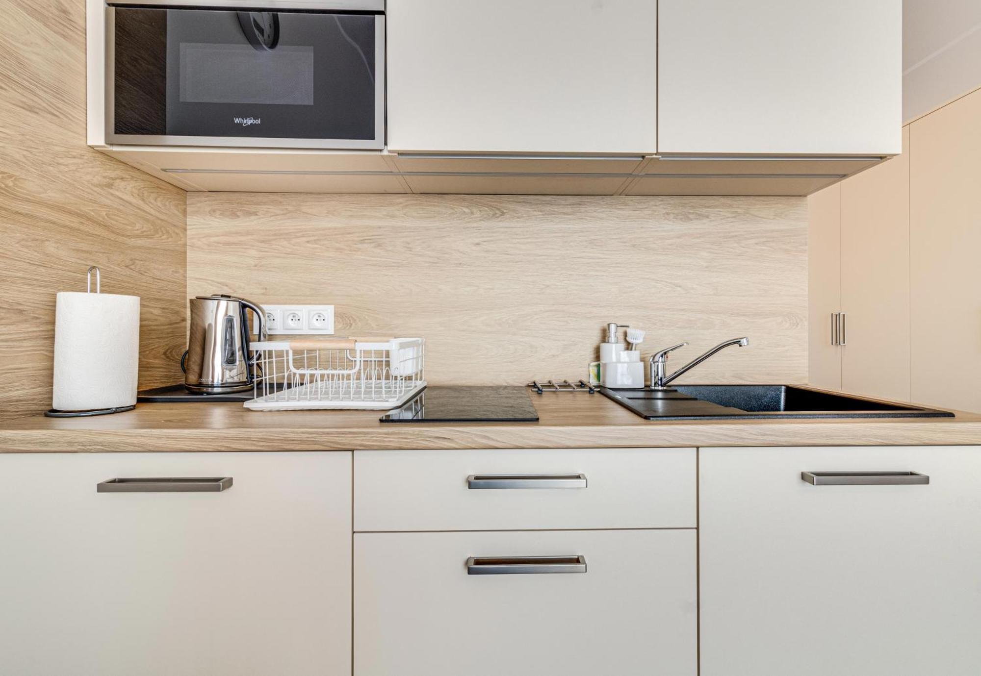 Rentplanet - Apartamenty Zarembowicza Wrocław Extérieur photo