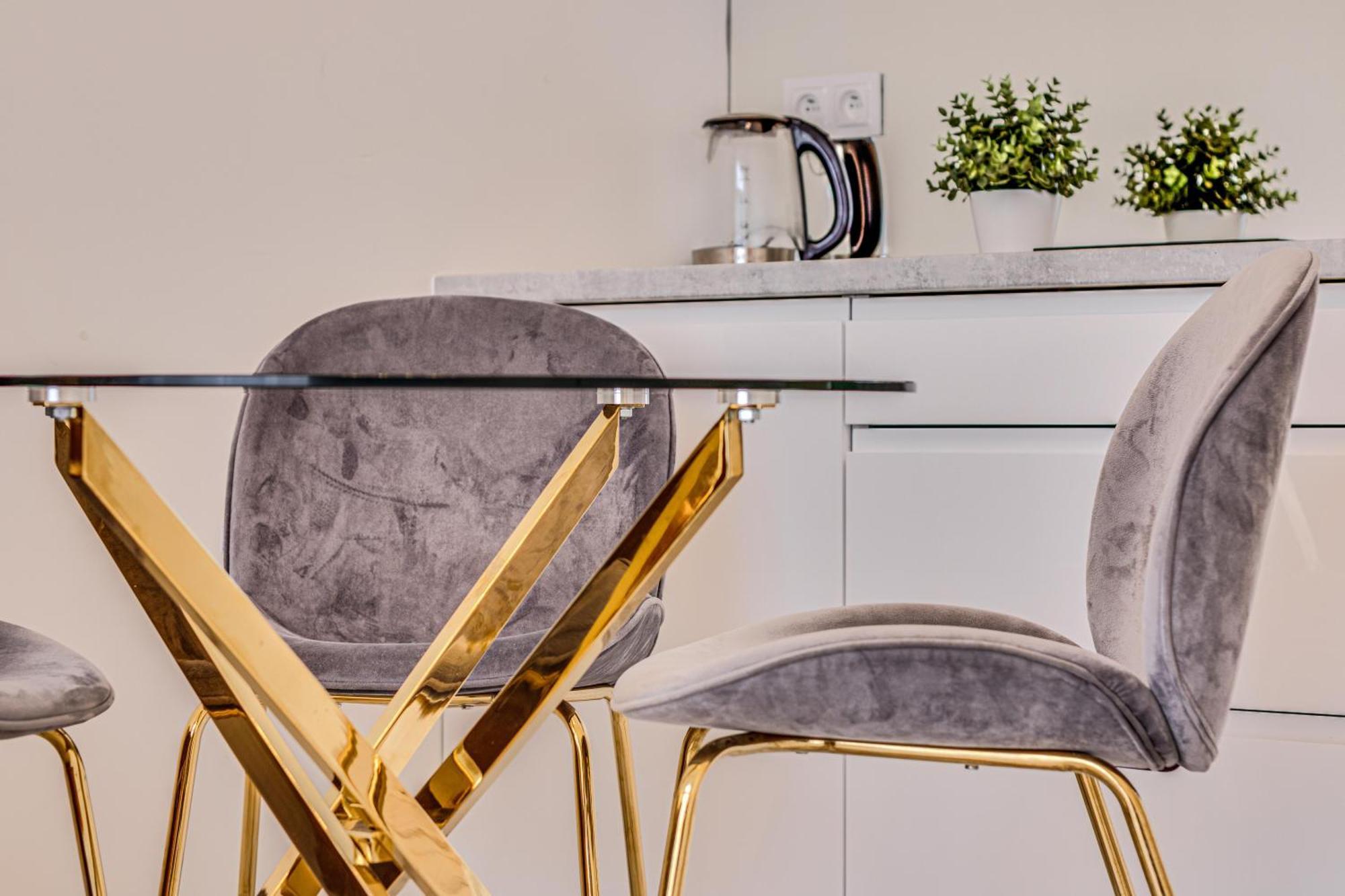 Rentplanet - Apartamenty Zarembowicza Wrocław Extérieur photo