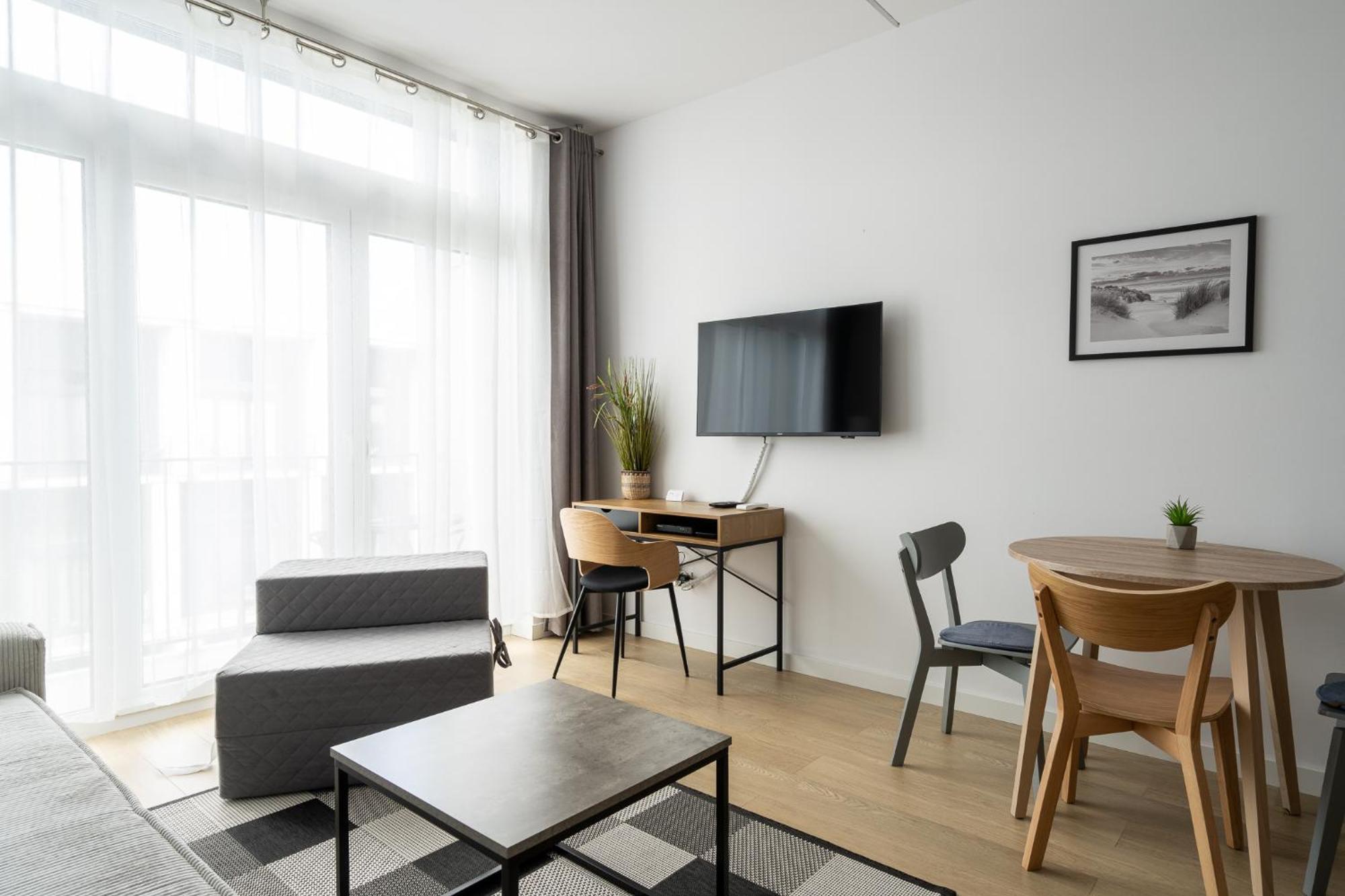Rentplanet - Apartamenty Zarembowicza Wrocław Extérieur photo